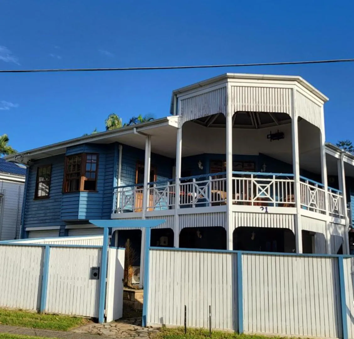 Urban Riverside Rest Brisbane Bed & Breakfast